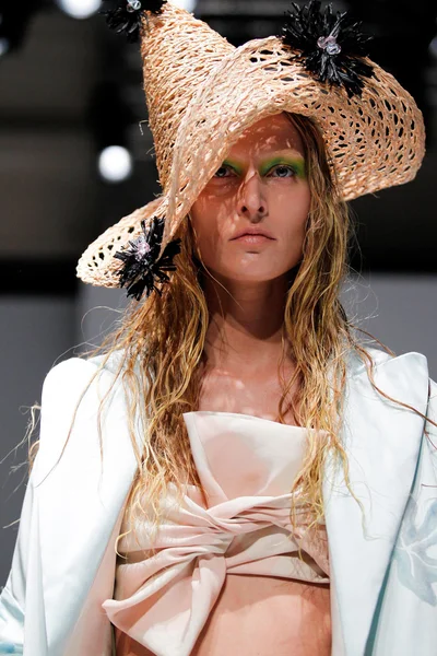 Look 39